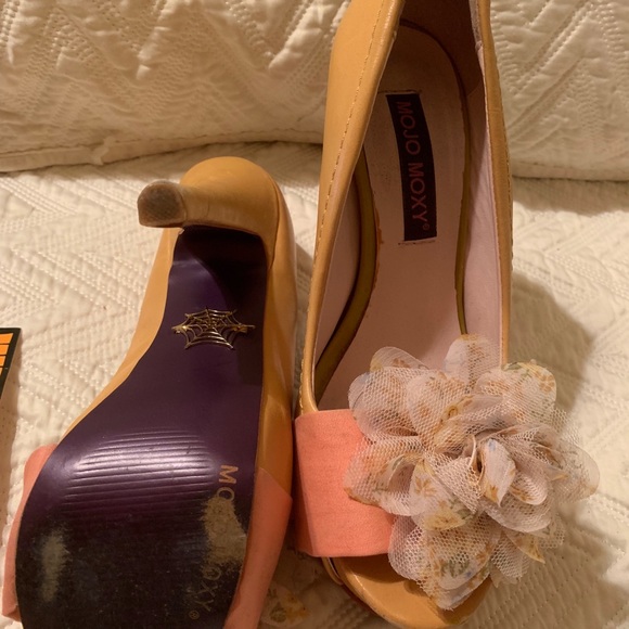 Mojo Moxy - Picture 7 of 8